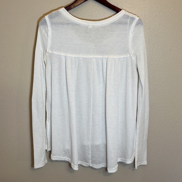 Free People We The Free White Waffle Shirt - Picture 6 of 10